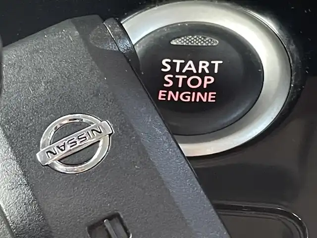 日産 デイズ ルークス X Vセレクション 福岡県 2016(平28)年 6.6万km クールシルバー 純正ナビ（ＭＭ３１６Ｄ－Ｗ）　/全周囲カメラ　/両側パワースライドドア　/エマージェンシーブレーキ　/アイドリングストップ　/スマートキー　/プッシュスタート　/フルセグＴＶ　/ＣＤ／ＤＶＤ再生　/Ｂｌｕｅｔｏｏｔｈ