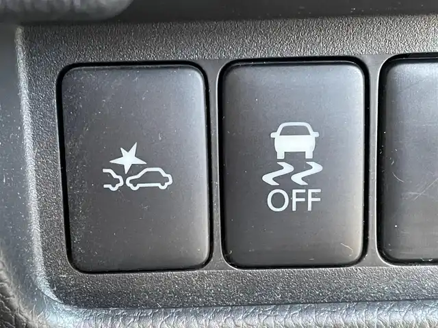 日産 デイズ ルークス X Vセレクション 福岡県 2016(平28)年 6.6万km クールシルバー 純正ナビ（ＭＭ３１６Ｄ－Ｗ）　/全周囲カメラ　/両側パワースライドドア　/エマージェンシーブレーキ　/アイドリングストップ　/スマートキー　/プッシュスタート　/フルセグＴＶ　/ＣＤ／ＤＶＤ再生　/Ｂｌｕｅｔｏｏｔｈ