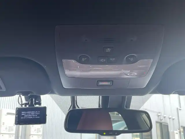 レクサス ＩＳ 300h Fスポーツ 宮城県 2013(平25)年 5.5万km ホワイトノーヴァガラスフレーク １オーナー//純正ＳＤナビ（フルセグＴＶ、ラジオ、ブルーレイ、ＳＤ、ＢＴ）//前後ドラレコ//純正ＡＷ//スペアキー//ビルトインＥＴＣ//追従型クルコン//純正フロアマット//追従型クルコン//USBポート//ワイパーデアイサー//前席パワーシーター//前席シートヒーター//横滑り防止機能//プッシュスタート//バックカメラ