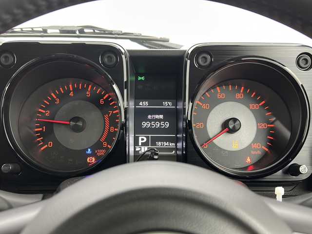 スズキ ジムニー XC 宮城県 2022(令4)年 1.9万km シフォンアイボリーM 禁煙車/ワンオーナー/スズキセーフティサポート/・衝突軽減ブレーキ/・車線逸脱警報システム/・ヘッドライトウォッシャー/純正ディスプレイオーディオ/・CD・DVD・BT/前席シートヒーター/ヒーテッドドアミラー/LEDヘッドライト/フォグライト/ビルドインETC/革巻きステアリング/ステアリングスイッチ/プッシュスタート/スマートキー/純正フロアマット/純正16インチアルミホイール