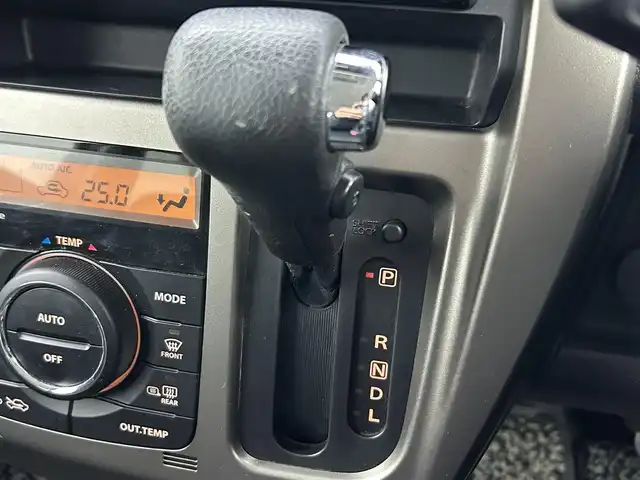 スズキ ハスラー Jスタイル Ⅱ 群馬県 2016(平28)年 7.8万km フェニックスレッドパール/ホワイト2トーンルーフ デュアルカメラブレーキサポート　純正７インチナビ　全方位モニター　ＨＩＤオートライト　ハーフレザーシート　シートヒーター　純正５インチＡＷ　ビルトインＥＴＣ　スマートキー　アイドリングストップ　禁煙車