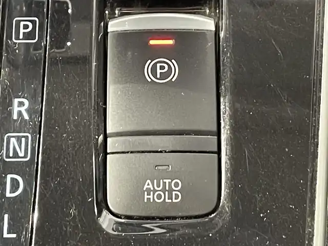 日産 セレナ ハイウェイスター V 愛知県 2020(令2)年 8.8万km ブリリアントシルバー 純正10インチナビ/プロパイロット/衝突軽減ブレーキ/両側電動スライドドア/アラウンドビューモニター/ビルトインETC/LEDヘッドライト/ドライブレコーダー/デジタルインナーミラー/ブラインドスポットモニター/フルセグTV/Bluetooth/コーナーセンサー/レーンキープアシスト/オートハイビーム/プッシュスタート/スマートキー/アイドリングストップ/ミュージックサーバー/ミュージックプレイヤー接続/純正フロアマット/純正アルミホイール/オートライト/ウィンカーミラー/電動格納ミラー/フォグランプ/Wエアコン/電動パーキングブレーキ/オートブレーキホールド/ステアリングリモコン/横滑り防止装置