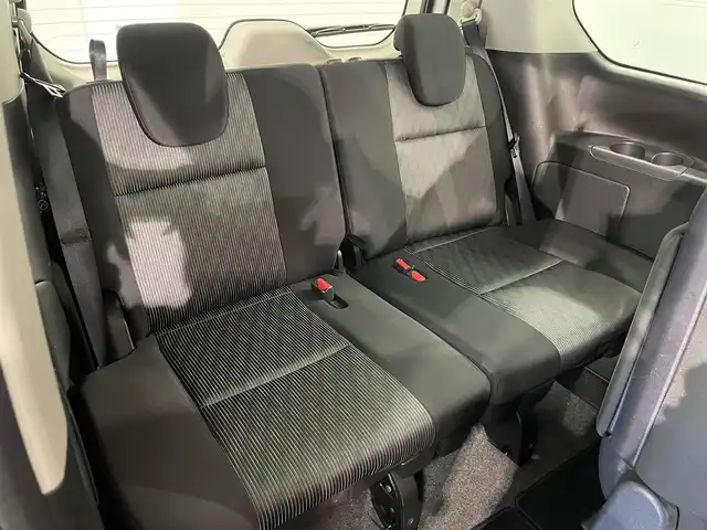 日産 セレナ ハイウェイスター V 愛知県 2020(令2)年 8.8万km ブリリアントシルバー 純正10インチナビ/プロパイロット/衝突軽減ブレーキ/両側電動スライドドア/アラウンドビューモニター/ビルトインETC/LEDヘッドライト/ドライブレコーダー/デジタルインナーミラー/ブラインドスポットモニター/フルセグTV/Bluetooth/コーナーセンサー/レーンキープアシスト/オートハイビーム/プッシュスタート/スマートキー/アイドリングストップ/ミュージックサーバー/ミュージックプレイヤー接続/純正フロアマット/純正アルミホイール/オートライト/ウィンカーミラー/電動格納ミラー/フォグランプ/Wエアコン/電動パーキングブレーキ/オートブレーキホールド/ステアリングリモコン/横滑り防止装置