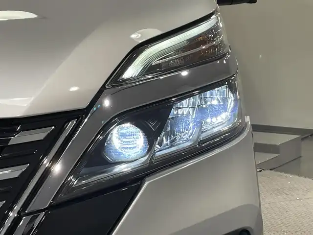 日産 セレナ ハイウェイスター V 愛知県 2020(令2)年 8.8万km ブリリアントシルバー 純正10インチナビ/プロパイロット/衝突軽減ブレーキ/両側電動スライドドア/アラウンドビューモニター/ビルトインETC/LEDヘッドライト/ドライブレコーダー/デジタルインナーミラー/ブラインドスポットモニター/フルセグTV/Bluetooth/コーナーセンサー/レーンキープアシスト/オートハイビーム/プッシュスタート/スマートキー/アイドリングストップ/ミュージックサーバー/ミュージックプレイヤー接続/純正フロアマット/純正アルミホイール/オートライト/ウィンカーミラー/電動格納ミラー/フォグランプ/Wエアコン/電動パーキングブレーキ/オートブレーキホールド/ステアリングリモコン/横滑り防止装置