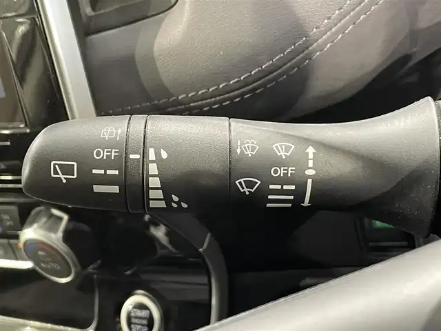 日産 セレナ ハイウェイスター V 愛知県 2020(令2)年 8.8万km ブリリアントシルバー 純正10インチナビ/プロパイロット/衝突軽減ブレーキ/両側電動スライドドア/アラウンドビューモニター/ビルトインETC/LEDヘッドライト/ドライブレコーダー/デジタルインナーミラー/ブラインドスポットモニター/フルセグTV/Bluetooth/コーナーセンサー/レーンキープアシスト/オートハイビーム/プッシュスタート/スマートキー/アイドリングストップ/ミュージックサーバー/ミュージックプレイヤー接続/純正フロアマット/純正アルミホイール/オートライト/ウィンカーミラー/電動格納ミラー/フォグランプ/Wエアコン/電動パーキングブレーキ/オートブレーキホールド/ステアリングリモコン/横滑り防止装置