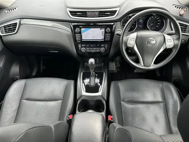 日産 エクストレイル 20X エマージェンシーブレーキ 愛媛県 2015(平27)年 6.7万km ダイヤモンドブラック 登録時走行距離：66142Km/メーカーOP純正SDナビ/AM/FM/DVD/CD/フルセグ/BT/4WD/ビルトインETC/AAC/D+Nシートヒーター/クルーズコントロール/ダウンヒルアシストコントロール/横滑り防止装置/レーンキープアシスト/衝突軽減システム/コーナーセンサー/オートライト/エンジンスタートボタン/スマートキー/純正フロアマット/純正アルミホイール