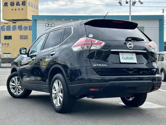 日産 エクストレイル 20X エマージェンシーブレーキ 愛媛県 2015(平27)年 6.7万km ダイヤモンドブラック 登録時走行距離：66142Km/メーカーOP純正SDナビ/AM/FM/DVD/CD/フルセグ/BT/4WD/ビルトインETC/AAC/D+Nシートヒーター/クルーズコントロール/ダウンヒルアシストコントロール/横滑り防止装置/レーンキープアシスト/衝突軽減システム/コーナーセンサー/オートライト/エンジンスタートボタン/スマートキー/純正フロアマット/純正アルミホイール