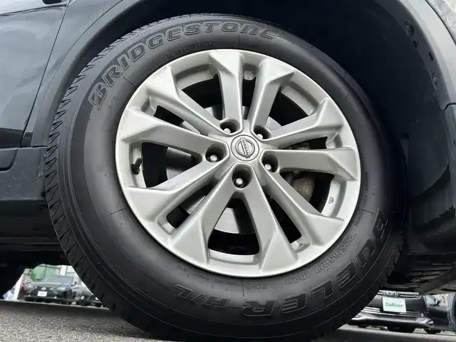 日産 エクストレイル 20X エマージェンシーブレーキ 愛媛県 2015(平27)年 6.7万km ダイヤモンドブラック 登録時走行距離：66142Km/メーカーOP純正SDナビ/AM/FM/DVD/CD/フルセグ/BT/4WD/ビルトインETC/AAC/D+Nシートヒーター/クルーズコントロール/ダウンヒルアシストコントロール/横滑り防止装置/レーンキープアシスト/衝突軽減システム/コーナーセンサー/オートライト/エンジンスタートボタン/スマートキー/純正フロアマット/純正アルミホイール