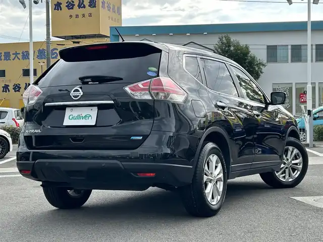 日産 エクストレイル 20X エマージェンシーブレーキ 愛媛県 2015(平27)年 6.7万km ダイヤモンドブラック 登録時走行距離：66142Km/メーカーOP純正SDナビ/AM/FM/DVD/CD/フルセグ/BT/4WD/ビルトインETC/AAC/D+Nシートヒーター/クルーズコントロール/ダウンヒルアシストコントロール/横滑り防止装置/レーンキープアシスト/衝突軽減システム/コーナーセンサー/オートライト/エンジンスタートボタン/スマートキー/純正フロアマット/純正アルミホイール