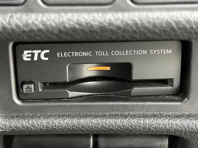 日産 エクストレイル 20X エマージェンシーブレーキ 愛媛県 2015(平27)年 6.7万km ダイヤモンドブラック 登録時走行距離：66142Km/メーカーOP純正SDナビ/AM/FM/DVD/CD/フルセグ/BT/4WD/ビルトインETC/AAC/D+Nシートヒーター/クルーズコントロール/ダウンヒルアシストコントロール/横滑り防止装置/レーンキープアシスト/衝突軽減システム/コーナーセンサー/オートライト/エンジンスタートボタン/スマートキー/純正フロアマット/純正アルミホイール