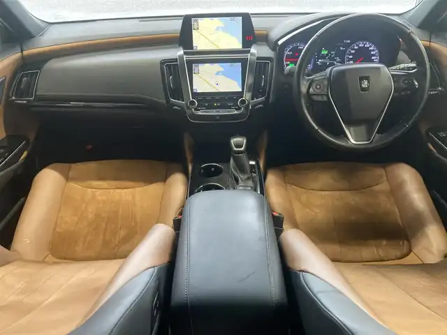 トヨタ クラウン ハイブリッド S Four エレガンススタイルⅡ 島根県 2020(令2)年 7.8万km ホワイトパールクリスタルシャイン メーカーOPナビ(CD/DVD/BT/フルセグ)/バックカメラ/トヨタセーフティーセンス/ ・プリクラッシュセーフティー/ ・ レーントレーシングアシスト/ ・ブラインドスポットモニター/ ・クリアランスソナー/ ・リヤクロストラフィックアラート/ ・ロードサインアシスト/ ・パーキングサポートブレーキ/ ・オートハイビーム/ ・レーダークルーズコントロール/前後ドライブレコーダー/前席パワーシート/前席シートヒーター /ステアリングヒーター/ビルトインETC2.0/ブレーキホールド/純正フロアマット/純正ドアバイザー
