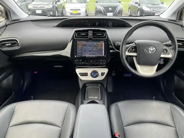トヨタ プリウス S ツーリングセレクション 鳥取県 2016(平28)年 10.4万km アティチュードブラックマイカ ワンオーナー/アルパイン９型ナビ／フルセグ／ＤＶＤ／ＣＤ／ＢＴ/バックカメラ・ビルトインＥＴＣ/ドライブレコーダー/エアロパーツ（F・S・R）/トヨタセーフティセンス/レーダークルーズ/レーンアシスト/黒レザーシート/前席シートヒーター/純正１７インチＡＷ/（ブラックエディション用キャップ）/プッシュエンジンスタート/ＬＥＤヘットライト/フォグライト/社外アルミスタットレス積込/（スタットレスタイヤ残溝　６部山）/スマートキーｘ２/保証書・取扱説明書