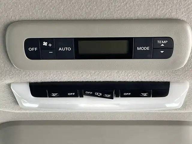 日産 セレナ e－パワー ハイウェイスター V 福岡県 2021(令3)年 5万km ブリリアントホワイトパール 純正メモリーナビゲーション/フルセグテレビ/全方位カメラ/フリップダウンモニター/デジタルインナーミラー/プロパイロットエディション/両側電動スライドドア/BSM/ETC/革巻きステアリング/ドライブレコーダー前後/スマートキー/プッシュスタートエンジン/サンシェード/LEDヘッドライト/純正15インチアルミホイール