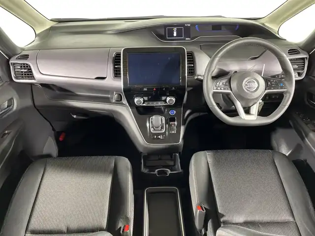 日産 セレナ e－パワー ハイウェイスター V 福岡県 2021(令3)年 5万km ブリリアントホワイトパール 純正メモリーナビゲーション/フルセグテレビ/全方位カメラ/フリップダウンモニター/デジタルインナーミラー/プロパイロットエディション/両側電動スライドドア/BSM/ETC/革巻きステアリング/ドライブレコーダー前後/スマートキー/プッシュスタートエンジン/サンシェード/LEDヘッドライト/純正15インチアルミホイール