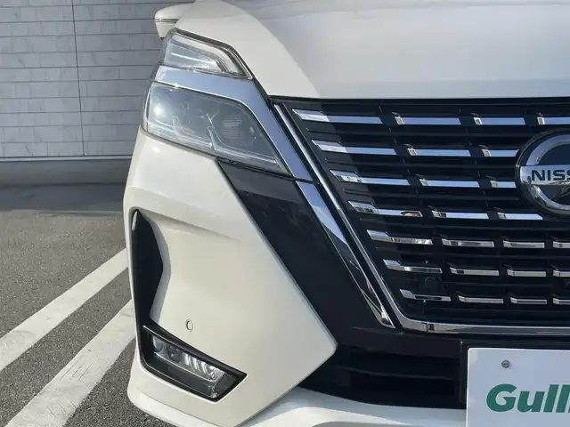 日産 セレナ ハイウェイスター V 福岡県 2021(令3)年 5万km ブリリアントホワイトパール 純正10型SDナビ(フルセグTV/CD/DVD/BT)アラウンドビューモニタープロパイロット後席フリップダウンモニターコーナーセンサー両側パワスラドラレコブラインドスポットデジタルインナーミラーETCオートホールドUSBポート純正フロアマット純正LED純正アルミホイールプッシュスタートスマートキー