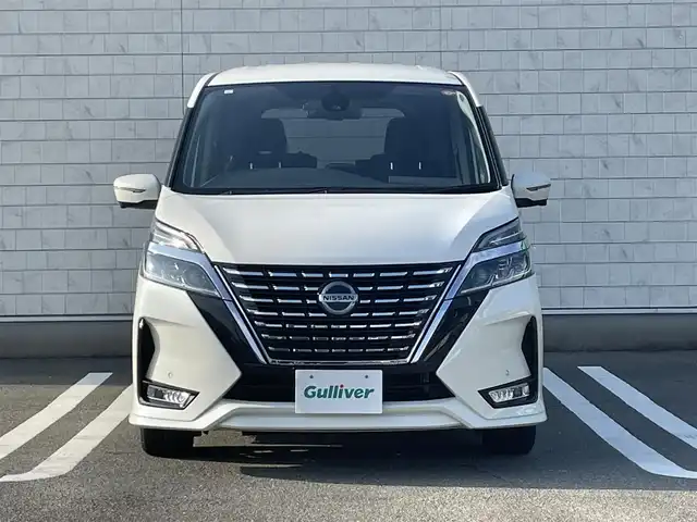 日産 セレナ ハイウェイスター V 福岡県 2021(令3)年 5万km ブリリアントホワイトパール 純正10型SDナビ(フルセグTV/CD/DVD/BT)アラウンドビューモニタープロパイロット後席フリップダウンモニターコーナーセンサー両側パワスラドラレコブラインドスポットデジタルインナーミラーETCオートホールドUSBポート純正フロアマット純正LED純正アルミホイールプッシュスタートスマートキー