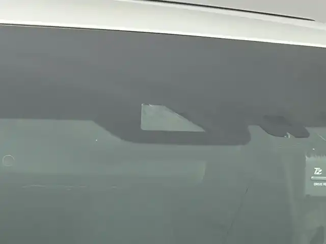 トヨタ アルファードハイブリット SR Cパッケージ 道央・札幌 2021(令3)年 4.7万km ホワイトパールクリスタルシャイン ・４WD/・サンルーフ/・モデリスタフルエアロ/・純正メモリナビ/・CD/DVD/BT/フルセグ/USB/SD/HDMI/・純正フリップダウンモニター/・前後ドライブレコーダー/・ビルトインETC2.0/・アラウンドビューモニター/・デジタルインナーミラー/・衝突軽減ブレーキ/・横滑り防止装置/・アダプティブクルーズコントロール/・レーンキープアシスト/・パーキングアシスト/・ステアリングヒーター/・レザーシート/・D+N席シートヒーター/シートエアコン/・全席パワーシート/・シートメモリー/・置くだけ充電/・純正AW/・前後コーナーセンサー/・LEDヘッドライト/・両側パワースライドドア