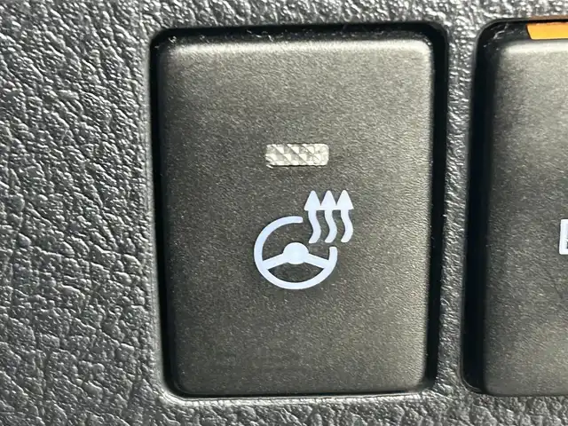 トヨタ アルファードハイブリット SR Cパッケージ 道央・札幌 2021(令3)年 4.7万km ホワイトパールクリスタルシャイン ・４WD/・サンルーフ/・モデリスタフルエアロ/・純正メモリナビ/・CD/DVD/BT/フルセグ/USB/SD/HDMI/・純正フリップダウンモニター/・前後ドライブレコーダー/・ビルトインETC2.0/・アラウンドビューモニター/・デジタルインナーミラー/・衝突軽減ブレーキ/・横滑り防止装置/・アダプティブクルーズコントロール/・レーンキープアシスト/・パーキングアシスト/・ステアリングヒーター/・レザーシート/・D+N席シートヒーター/シートエアコン/・全席パワーシート/・シートメモリー/・置くだけ充電/・純正AW/・前後コーナーセンサー/・LEDヘッドライト/・両側パワースライドドア