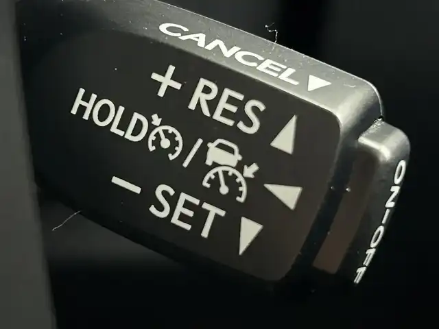 トヨタ アルファードハイブリット SR Cパッケージ 道央・札幌 2021(令3)年 4.7万km ホワイトパールクリスタルシャイン ・４WD/・サンルーフ/・モデリスタフルエアロ/・純正メモリナビ/・CD/DVD/BT/フルセグ/USB/SD/HDMI/・純正フリップダウンモニター/・前後ドライブレコーダー/・ビルトインETC2.0/・アラウンドビューモニター/・デジタルインナーミラー/・衝突軽減ブレーキ/・横滑り防止装置/・アダプティブクルーズコントロール/・レーンキープアシスト/・パーキングアシスト/・ステアリングヒーター/・レザーシート/・D+N席シートヒーター/シートエアコン/・全席パワーシート/・シートメモリー/・置くだけ充電/・純正AW/・前後コーナーセンサー/・LEDヘッドライト/・両側パワースライドドア