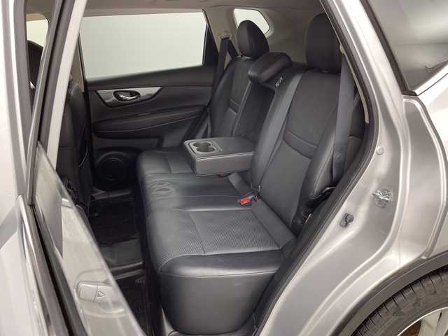 日産 エクストレイル ハイブリッド 20X エマージェンシーブレーキ 新潟県 2015(平27)年 8.4万km ブリリアントシルバー サンルーフ/メーカー純正ナビ/(CD.DVD.SD.フルセグ.Bluetooth)/アラウンドビューモニター/革巻きステアリング/ステアリングリモコン/LEDオートライト/パワーバックドア/コーナーセンサー/クルーズコントロール/ミラーヒーター/前席シートヒーター/プッシュスタート/スマートキー/純正フロアマット