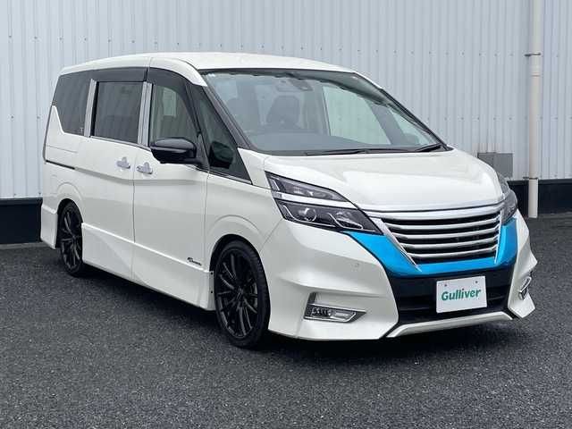 日産 セレナ ハイウェイスター G 千葉県 2017(平29)年 4.8万km ブリリアントホワイトパール 純正9インチナビ/(フルセグTV/BT/CD/DVD/Blu-ray/HDMI)/全周囲カメラ/ドライブレコーダー前後/パーキングアシスト/衝突被害軽減システム/車線逸脱警報/クルーズコントロール/フリップダウンモニター/両側パワースライドドア/ハンズフリーオートスライドドア/横滑り防止装置/ビルトインETC/アイドリングストップ/LEDヘッドライト/フォグランプ/オートライト/ウィンカーミラー/電動格納ミラー/社外18インチAW/シートリフター/柿本マフラー/プッシュスタート/スマートキー/フロアマット/スペアキー/取扱説明書/保証書