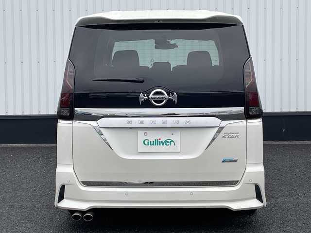 日産 セレナ ハイウェイスター G 千葉県 2017(平29)年 4.8万km ブリリアントホワイトパール 純正9インチナビ/(フルセグTV/BT/CD/DVD/Blu-ray/HDMI)/全周囲カメラ/ドライブレコーダー前後/パーキングアシスト/衝突被害軽減システム/車線逸脱警報/クルーズコントロール/フリップダウンモニター/両側パワースライドドア/ハンズフリーオートスライドドア/横滑り防止装置/ビルトインETC/アイドリングストップ/LEDヘッドライト/フォグランプ/オートライト/ウィンカーミラー/電動格納ミラー/社外18インチAW/シートリフター/柿本マフラー/プッシュスタート/スマートキー/フロアマット/スペアキー/取扱説明書/保証書