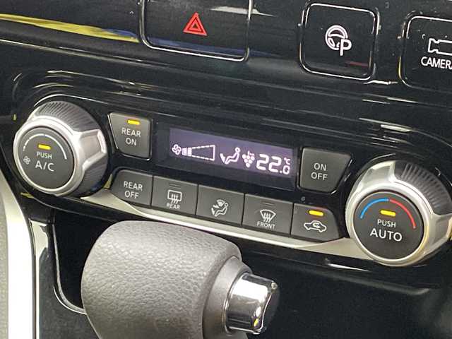 日産 セレナ ハイウェイスター G 千葉県 2017(平29)年 4.8万km ブリリアントホワイトパール 純正9インチナビ/(フルセグTV/BT/CD/DVD/Blu-ray/HDMI)/全周囲カメラ/ドライブレコーダー前後/パーキングアシスト/衝突被害軽減システム/車線逸脱警報/クルーズコントロール/フリップダウンモニター/両側パワースライドドア/ハンズフリーオートスライドドア/横滑り防止装置/ビルトインETC/アイドリングストップ/LEDヘッドライト/フォグランプ/オートライト/ウィンカーミラー/電動格納ミラー/社外18インチAW/シートリフター/柿本マフラー/プッシュスタート/スマートキー/フロアマット/スペアキー/取扱説明書/保証書