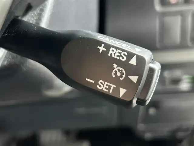 トヨタ ヴォクシー ハイブリッド ZS 煌Ⅱ 大阪府 2020(令2)年 3.9万km ホワイトパールクリスタルシャイン 純正ナビ(フルセグ/DVD再生/Bluetooth) バックカメラ 後席モニター ETC 両側パワースライドドア 衝突軽減 クルコン トヨタセーフティセンス シートヒーター リアオートエアコン