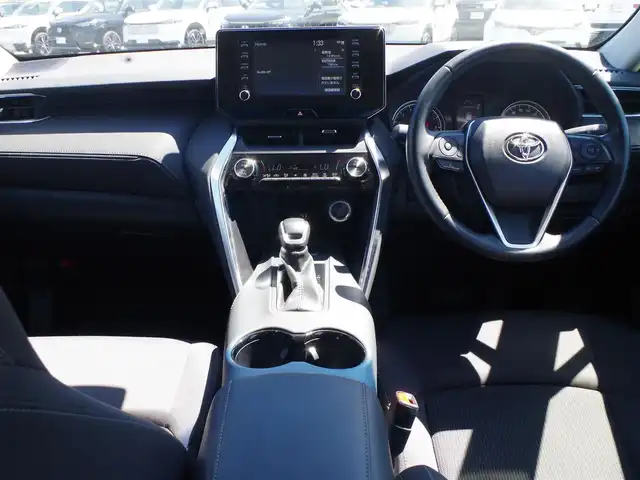 トヨタ ハリアー S 千葉県 2022(令4)年 1.9万km プレシャスブラックパール Toyota Safety Sense/・プリクラッシュセーフティ/・レーンディパーチャーアラート/・オートハイビーム/ディスプレイオーディオ/バックカメラ/革巻きステアリング/ステアリングスイッチ/ETC/LEDヘッドライト/フォグライト/ウインカーミラー/クリアランスソナー/純正17インチアルミホイル/サイド/カーテンエアバッグ/スマートキー
