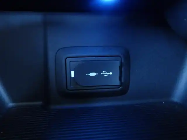 トヨタ ハリアー S 千葉県 2022(令4)年 1.9万km プレシャスブラックパール Toyota Safety Sense/・プリクラッシュセーフティ/・レーンディパーチャーアラート/・オートハイビーム/ディスプレイオーディオ/バックカメラ/革巻きステアリング/ステアリングスイッチ/ETC/LEDヘッドライト/フォグライト/ウインカーミラー/クリアランスソナー/純正17インチアルミホイル/サイド/カーテンエアバッグ/スマートキー