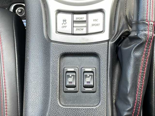 トヨタ ８６ GT リミテッド 長野県 2012(平24)年 8.5万km オレンジメタリック カロッツェリアメモリナビ（AVIC-ZH77）/AM・FM・DVD・CD・SD/Bluetooth Audio/フルセグテレビ/バックカメラ/純正17インチアルミホイール/ハーフレザーシート/シートヒーター/パドルシフト/HIDヘッドライト/オートライト/フォグランプ/プッシュスタート/スマートキー/純正フロアマット/横滑り防止装置/ETC