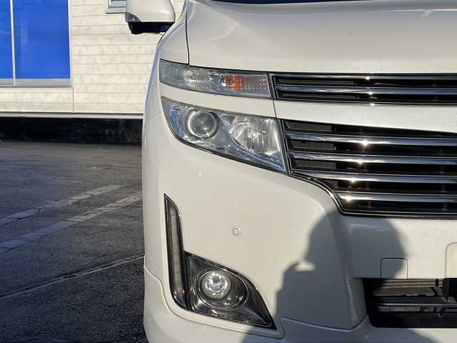 日産 エルグランド 350ハイウェイスター 長野県 2013(平25)年 10.7万km ブリリアントホワイトパール (株)IDOMが運営する【じしゃロン長野店】の自社ローン専用車両になりますこちらは現金またはオートローンご利用時の価格です。自社ローンご希望の方は別途その旨お申付け下さい/純正ナビ/バックカメラ/ステアリングスイッチ/ETC/両側パワースライドドア