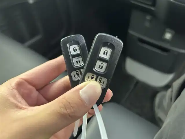 ホンダ Ｎ ＢＯＸ カスタム G L ターボ ホンダセンシング 千葉県 2019(令1)年 4.5万km クリスタルブラックパール 禁煙車/ホンダセンシング/・衝突軽減ブレーキ/・誤発進抑制機能/・歩行者事故低減ステアリング/・路外逸脱抑制機能/・アダプティブクルーズコントロール/・車線維持支援システム/両側パワースライドドア/純正9インチナビ/CD/DVD/Bluetooth/フルセグ/バックカメラ/LEDオートライト/ハーフレザーシート/純正15インチアルミホイール/アイドリングストップ/USBポート/プッシュスタート/スマートキー