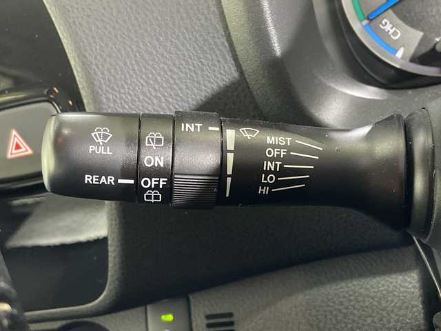 トヨタ ヴィッツ ハイブリッド U 神奈川県 2017(平29)年 2.6万km ホワイトパールクリスタルシャイン 純正ナビ/フルセグTV　Bluetooth　CD　DVD/バックカメラ/クルーズコントロール/セーフティセンスC/シートヒーター/ETC/前方ドライブレコーダー/プッシュスタート/スマートキー　/プリクラッシュセーフティシステム/レーンディパーチャアラート/オートマチックハイビーム