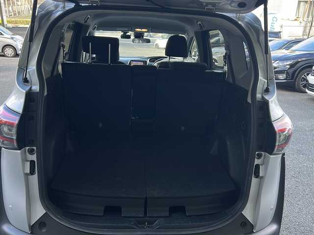 トヨタ シエンタ ファンベースG 京都府 2020(令2)年 1.5万km シルバーM ワンオーナー/純正ナビ　NSCN-W68/・ワンセグTV/BT/CD/AM/FM/・バックカメラ/360度カメラ/ドライブレコーダー/両側パワースライドドア/シートヒーター/ステアリングヒーター/コーナーセンサー/アイドリングストップ/オートライト/オートハイビーム/プッシュスタート/車線逸脱防止/衝突軽減/純正ドアバイザー/保証書/取扱説明書/スマートキースペア×１