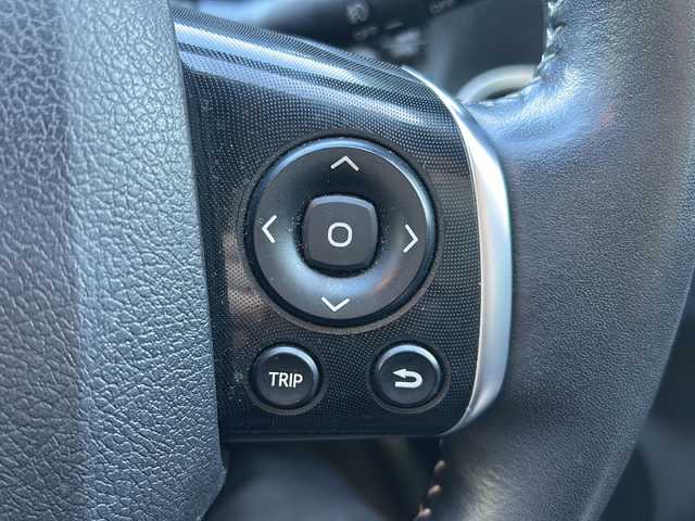 トヨタ シエンタ ファンベースG 京都府 2020(令2)年 1.5万km シルバーM ワンオーナー/純正ナビ　NSCN-W68/・ワンセグTV/BT/CD/AM/FM/・バックカメラ/360度カメラ/ドライブレコーダー/両側パワースライドドア/シートヒーター/ステアリングヒーター/コーナーセンサー/アイドリングストップ/オートライト/オートハイビーム/プッシュスタート/車線逸脱防止/衝突軽減/純正ドアバイザー/保証書/取扱説明書/スマートキースペア×１