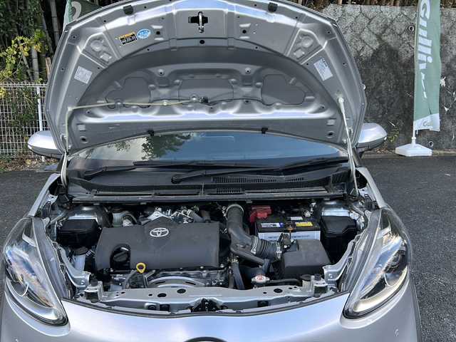 トヨタ シエンタ ファンベースG 京都府 2020(令2)年 1.5万km シルバーM ワンオーナー/純正ナビ　NSCN-W68/・ワンセグTV/BT/CD/AM/FM/・バックカメラ/360度カメラ/ドライブレコーダー/両側パワースライドドア/シートヒーター/ステアリングヒーター/コーナーセンサー/アイドリングストップ/オートライト/オートハイビーム/プッシュスタート/車線逸脱防止/衝突軽減/純正ドアバイザー/保証書/取扱説明書/スマートキースペア×１