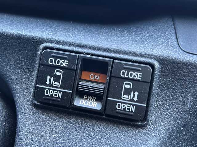 トヨタ シエンタ ファンベースG 京都府 2020(令2)年 1.5万km シルバーM ワンオーナー/純正ナビ　NSCN-W68/・ワンセグTV/BT/CD/AM/FM/・バックカメラ/360度カメラ/ドライブレコーダー/両側パワースライドドア/シートヒーター/ステアリングヒーター/コーナーセンサー/アイドリングストップ/オートライト/オートハイビーム/プッシュスタート/車線逸脱防止/衝突軽減/純正ドアバイザー/保証書/取扱説明書/スマートキースペア×１