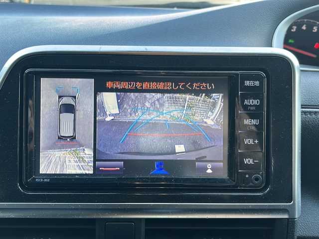 トヨタ シエンタ ファンベースG 京都府 2020(令2)年 1.5万km シルバーM ワンオーナー/純正ナビ　NSCN-W68/・ワンセグTV/BT/CD/AM/FM/・バックカメラ/360度カメラ/ドライブレコーダー/両側パワースライドドア/シートヒーター/ステアリングヒーター/コーナーセンサー/アイドリングストップ/オートライト/オートハイビーム/プッシュスタート/車線逸脱防止/衝突軽減/純正ドアバイザー/保証書/取扱説明書/スマートキースペア×１