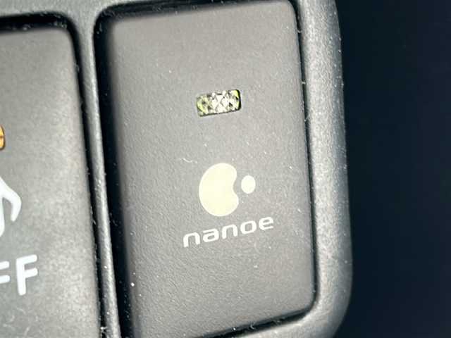 トヨタ アクア S 東京都 2012(平24)年 8.4万km シルバーM 純正SDナビ/【フルセグ・DVD再生可・CD・Bluetooth】/ETC/前席シートヒーター/オートライト/電動格納ミラー/ウィンカーミラー/プッシュスタート/スマートキー/スペアキーあり/純正フロアマット/ドアバイザー/新車保証書/取扱説明書