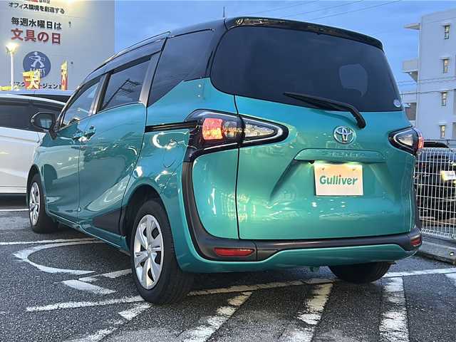 トヨタ シエンタ G 沖縄県 2018(平30)年 2.2万km ブラックマイカ/ラディアントグリーンメタリック 2トーン 純正オプションナビ　/フルセグＴＶ　/オーディオ（Bluetooth、SD、CD）/ドライブレコーダー　/ＥＴＣ　/バックカメラ　/両側パワースライドドア　/衝突被害軽減ブレーキ　/オートハイライト　/スマートキー/プッシュスタート