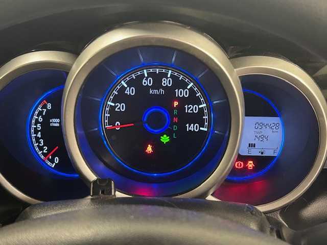 ホンダ Ｎ ＢＯＸ カスタム SSパッケージ 静岡県 2017(平29)年 9.5万km プレミアムホワイトパールⅡ (株)IDOMが運営する【じしゃロン浜松店】の自社ローン対象車両になります。こちらは現金ご利用時の価格です。自社ローンご希望の方は別途その旨お申付け下さい/純正フルセグナビ(VXM-175VFi)/純正14インチアルミホイール/バックカメラ/両側パワースライドドア/シートヒーター/シティブレーキアクティブシステム/ETC/ヘッドランプイルミネーション（青）/フォグランプ/電動ウインカーミラー/オートライト/サイドスポイラー/バックドアスポイラー/スマートキー/プッシュスタート