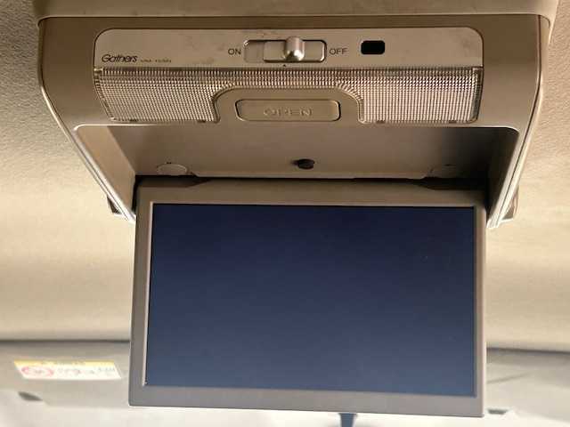 ホンダ Ｎ ＢＯＸ カスタム SSパッケージ 静岡県 2017(平29)年 9.5万km プレミアムホワイトパールⅡ (株)IDOMが運営する【じしゃロン浜松店】の自社ローン対象車両になります。こちらは現金ご利用時の価格です。自社ローンご希望の方は別途その旨お申付け下さい/純正フルセグナビ(VXM-175VFi)/純正14インチアルミホイール/バックカメラ/両側パワースライドドア/シートヒーター/シティブレーキアクティブシステム/ETC/ヘッドランプイルミネーション（青）/フォグランプ/電動ウインカーミラー/オートライト/サイドスポイラー/バックドアスポイラー/スマートキー/プッシュスタート