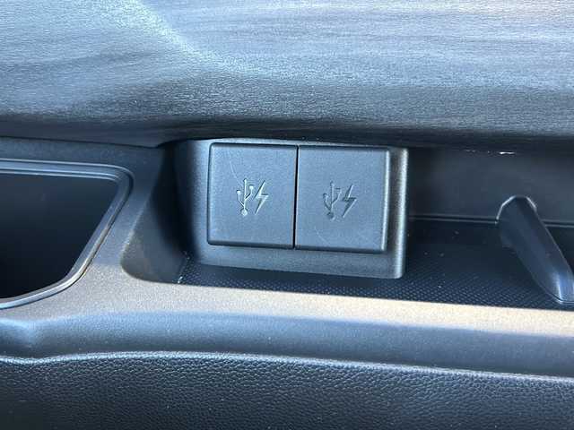 ホンダ フリード G ホンダセンシング 静岡県 2018(平30)年 7.2万km ホワイトオーキッドパール 純正ナビ/・CD/DVD/ipod/SD/USB/AUX/Bluetooth/・フルセグTV/ラジオ/主要装備/・レーダークルーズコントロール　/・ドライブレコーダー　/・バックカメラ　/・両側パワースライドドア　/・ホンダセンシング　/・ＥＴＣ　/・ステアリングリモコン　/・ハーフレザーシート　/・レーンキープアシスト　/・オートライト/・ステアリングリモコン/・ヒーテッドドアミラー/・純正アルミホイール/・純正フロアマット/・ハーフレザーシート/・LEDヘッドライト/・盗難防止装置/・プッシュスタート/・スマートキー