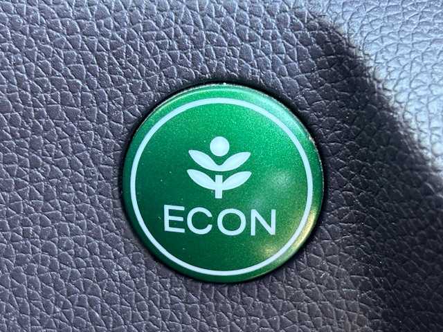 ホンダ Ｎ ＷＧＮ カスタム G 宮城県 2014(平26)年 7.3万km プレミアムホワイトパール 登録時走行距離７２３１３ｋｍ/純正ナビ/FM/AM/USB・SD/iPad・AUX/CD/DVD/ステアリングリモコン/ABS/横滑り防止装置/オートライト/アイドリングストップ/LEDヘッドライト/社外１４インチAW/ブリヂストン・ニューノ装着【２５年製　７ｍｍ】/ドアバイザー