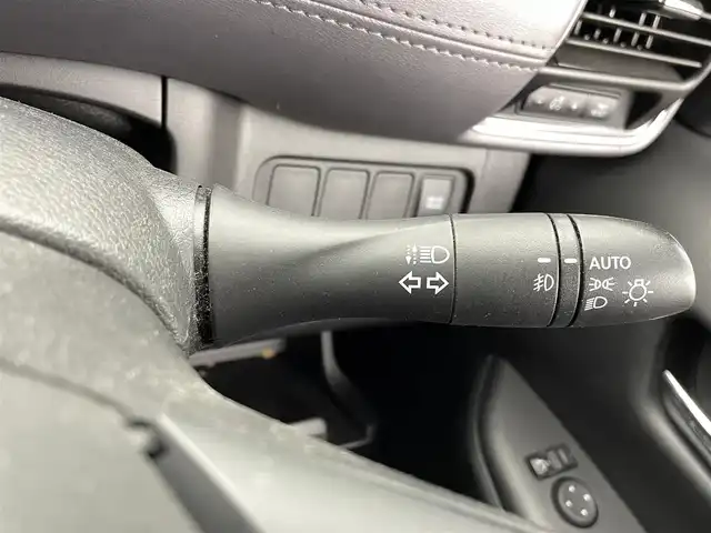 日産 セレナ e－パワー ハイウェイスター V 熊本県 2021(令3)年 5.5万km ブリリアントホワイトパール 2トーン 禁煙車　/ワンオーナー/純正ナビ（ＣＤ・ＤＶＤ・フルセグ・ＢＴ・ＳＤ）/純正フリップダウンモニター/純正前方ドライブレコーダー　/アラウンドビューモニター/ビルトインＥＴＣ　/両側パワースライドドア　/アダブティブクルーズコントロール　/プロパイロット/側方支援/後側方支援/エマージェンシーブレーキ/速度標識表示/道路標識表示/駐車支援/ふらつき警報/ブラインドスポットモニター/横滑り防止/前後クリアランスソナー/デジタルインナーミラー/オートブレーキホールド/純正フロアマット/純正16インチAW/オートライト/LEDヘッドライト/フォグランプ/スマートキー/プッシュスタート/保証書