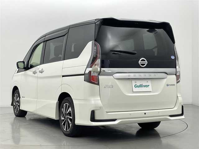 日産 セレナ e－パワー ハイウェイスター V 熊本県 2021(令3)年 5.5万km ブリリアントホワイトパール 2トーン 禁煙車　/ワンオーナー/純正ナビ（ＣＤ・ＤＶＤ・フルセグ・ＢＴ・ＳＤ）/純正フリップダウンモニター/純正前方ドライブレコーダー　/アラウンドビューモニター/ビルトインＥＴＣ　/両側パワースライドドア　/アダブティブクルーズコントロール　/プロパイロット/側方支援/後側方支援/エマージェンシーブレーキ/速度標識表示/道路標識表示/駐車支援/ふらつき警報/ブラインドスポットモニター/横滑り防止/前後クリアランスソナー/デジタルインナーミラー/オートブレーキホールド/純正フロアマット/純正16インチAW/オートライト/LEDヘッドライト/フォグランプ/スマートキー/プッシュスタート/保証書