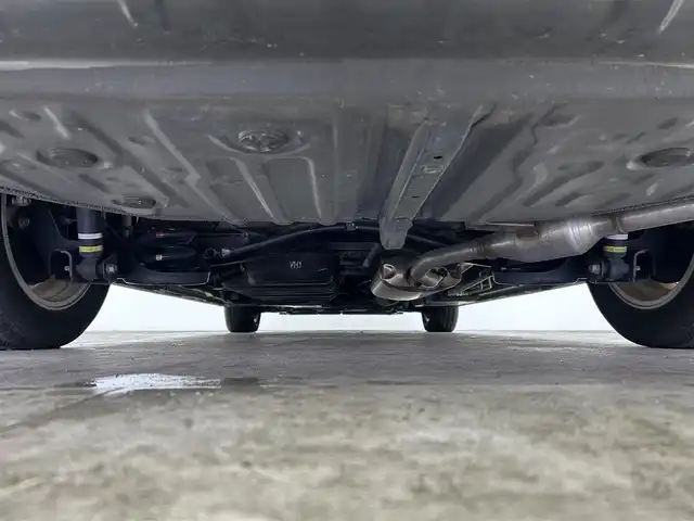 トヨタ ノア ハイブリッド S－G 千葉県 2022(令4)年 5.1万km アティチュードブラックマイカ 禁煙車/純正10インチディスプレイオーディオナビ/・CD/DVD/BT/ACP/AA/HDMI/フルセグ/両側パワースライドドア/純正14インチフリップダウンモニター/プリクラッシュセーフティ/レーンディパーチャーアラート/プロアクティブドライビングアシスト/コーナーセンサー/パーキングサポートブレーキ/レーダークルーズコントロール/バックカメラワイパー/LEDヘッドライト/オートライト/オートハイビーム/フォグライト/ビルトインETC2.0/2列目サンシェイド/スマートキー/電動パーキングブレーキ/ブレーキホールド