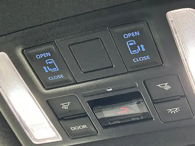 トヨタ ノア ハイブリッド S－G 千葉県 2022(令4)年 5.1万km アティチュードブラックマイカ 禁煙車/純正10インチディスプレイオーディオナビ/・CD/DVD/BT/ACP/AA/HDMI/フルセグ/両側パワースライドドア/純正14インチフリップダウンモニター/プリクラッシュセーフティ/レーンディパーチャーアラート/プロアクティブドライビングアシスト/コーナーセンサー/パーキングサポートブレーキ/レーダークルーズコントロール/バックカメラワイパー/LEDヘッドライト/オートライト/オートハイビーム/フォグライト/ビルトインETC2.0/2列目サンシェイド/スマートキー/電動パーキングブレーキ/ブレーキホールド