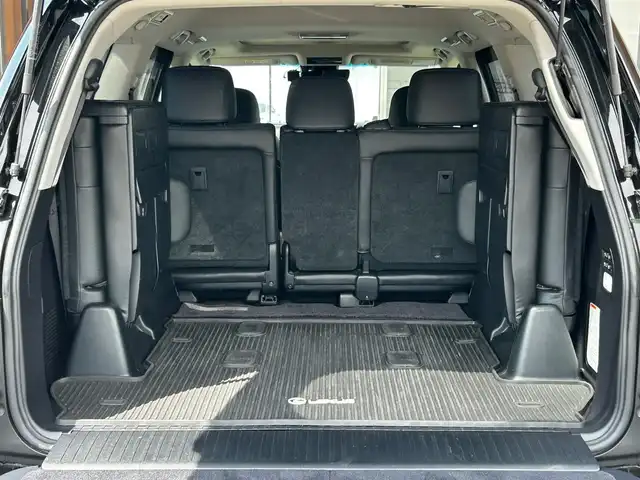 レクサス ＬＸ 570 富山県 2016(平28)年 9.5万km スターライトブラックガラスフレーク 外部検査実施済み/純正SDナビ/（DVD・ブルーレイ・フルセグTV・Bluetooth・USB・MSV）/アラウンドビューモニター/純正21インチアルミホイール/パワーバックドア/セーフティシステム/・プリクラッシュセーフティシステム/・レーンディパーチャーアラート/・アダクティブハイビームシステム/・レーダークルーズコントロール/LEDヘッドライト/スマートキー/ビルトインETC2.0/前方ドライブレコーダー/黒レザーシート/前席パワーシート/前席シートヒーター/前席エアシート/ブラインドスポットモニター/ヘッドアップディスプレイ/ハンドルヒーター/パドルシフト/クールBOX/ヒッチメンバー（電源7ピン）/横滑り防止機能/ロールセンシングカーテンエアバッグ/保証書/取扱説明書/スペアキー
